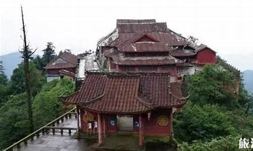 峨眉山寺庙住宿攻略最新_峨眉山寺庙住宿攻略