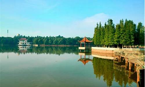 凤凰沟风景区怎么去_凤凰沟风景区